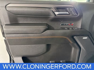 2023 GMC Sierra 1500 AT4