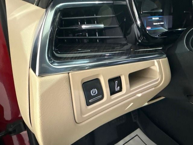 2019 Cadillac XT5 Base