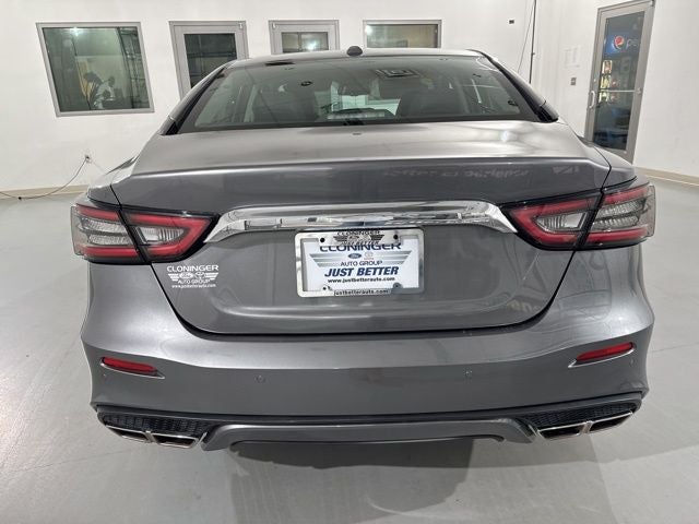 2021 Nissan Maxima SV