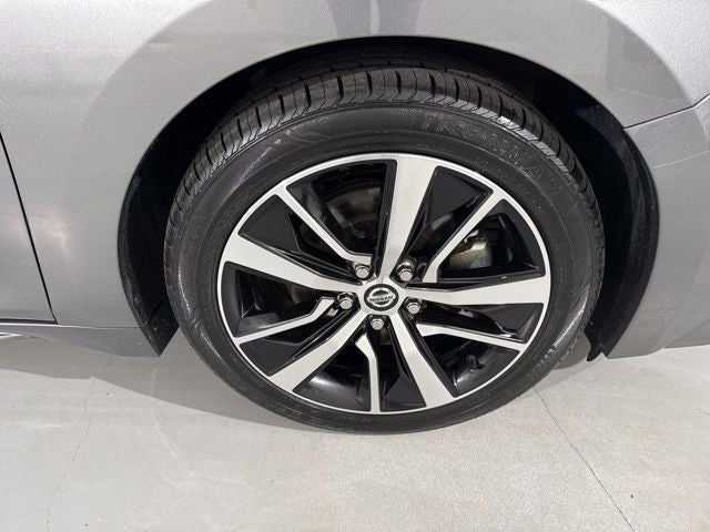 2021 Nissan Maxima SV