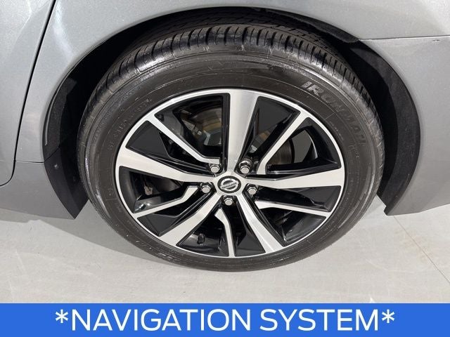 2021 Nissan Maxima SV