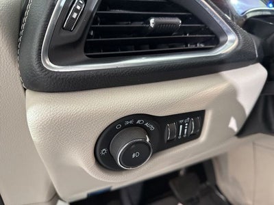 2023 Chrysler Pacifica Hybrid Limited
