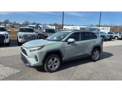 2022 Toyota RAV4 XLE