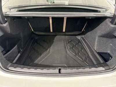 2023 BMW 3 Series 330i