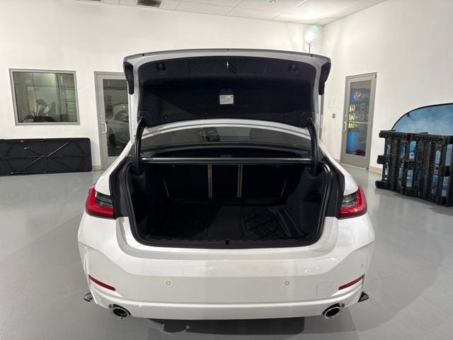 2023 BMW 3 Series 330i