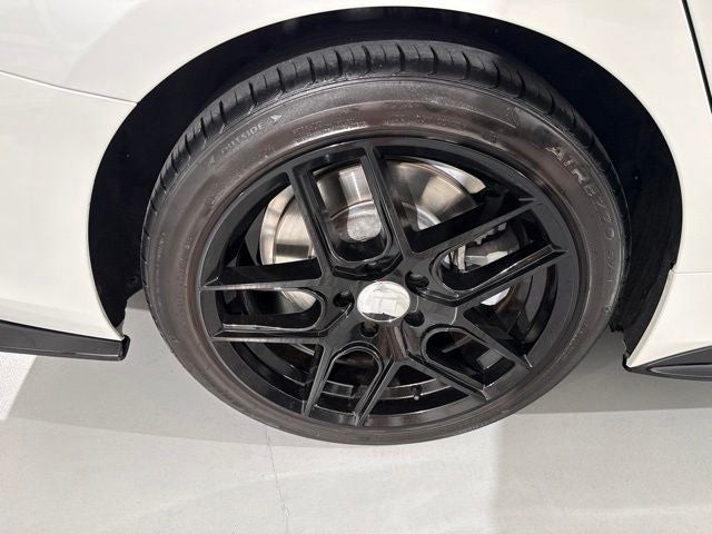 2023 BMW 3 Series 330i