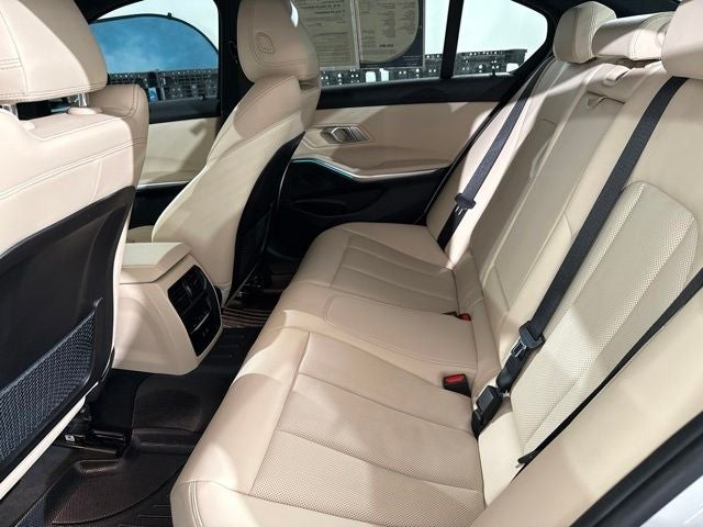 2023 BMW 3 Series 330i