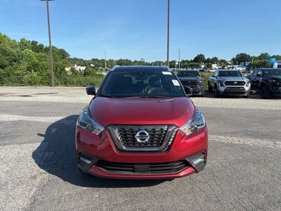 2020 Nissan Kicks SR