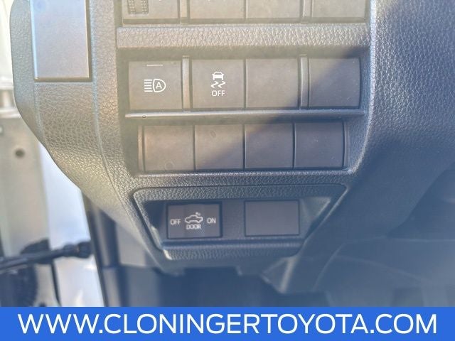 2025 Toyota Tacoma SR5 V6