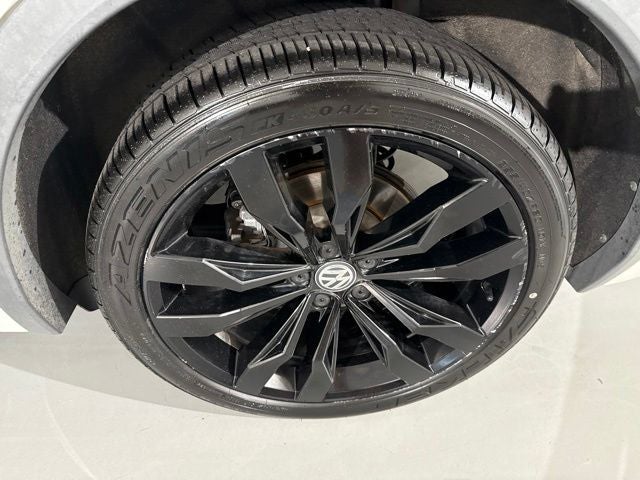 2020 Volkswagen Tiguan 2.0T SE R-Line Black