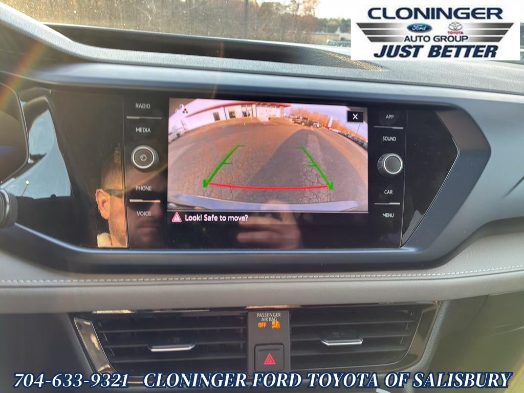 2024 Volkswagen Taos SE