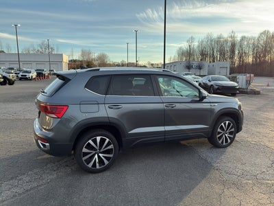 2024 Volkswagen Taos SE