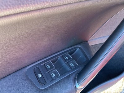 2016 Volkswagen Golf GTI SE w/Performance Package