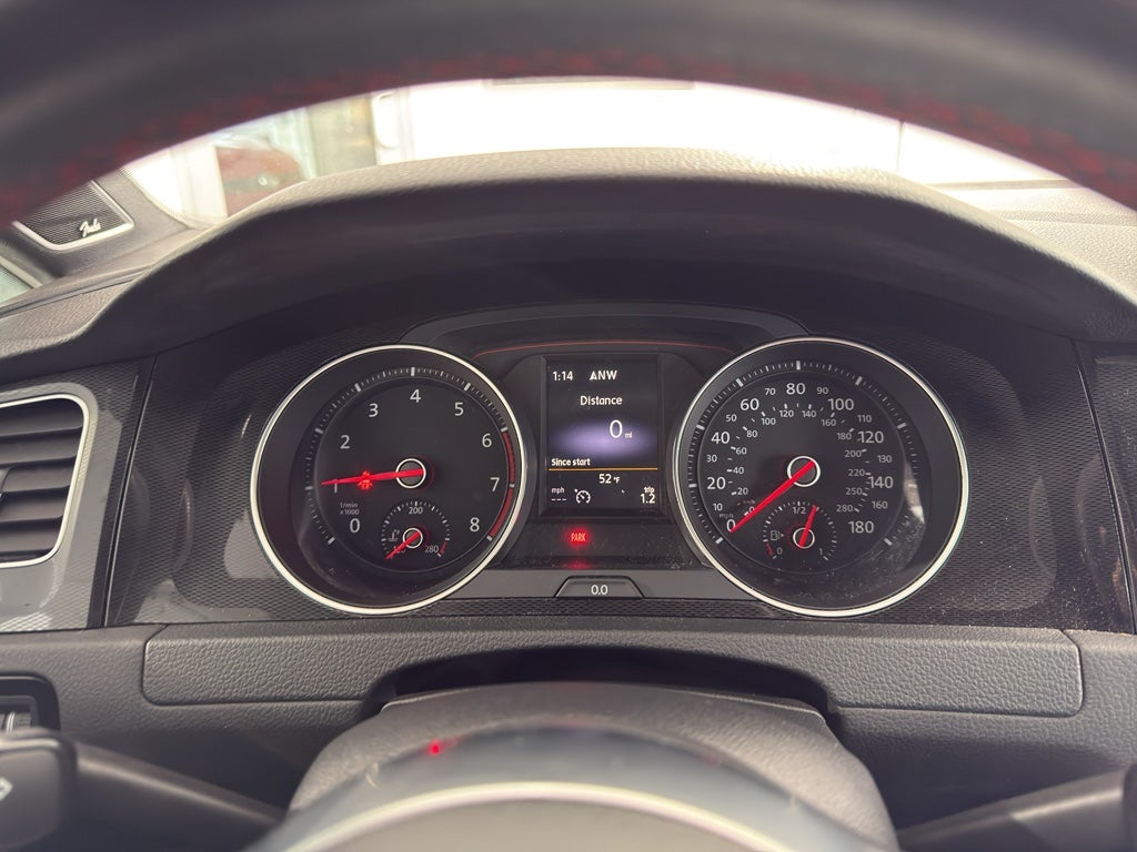 2016 Volkswagen Golf GTI SE w/Performance Pkg