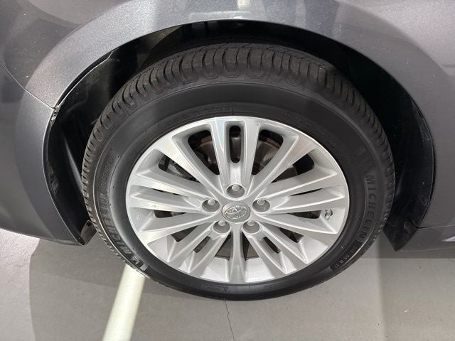 2014 Toyota Avalon Hybrid Limited