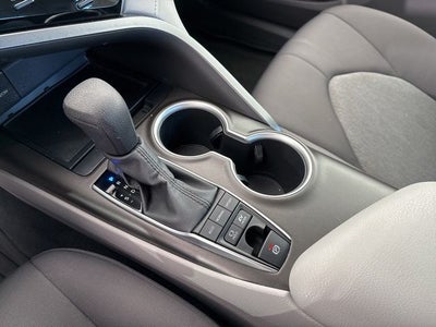 2022 Toyota Camry Hybrid LE