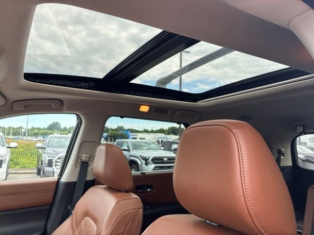 2024 Nissan Pathfinder Platinum