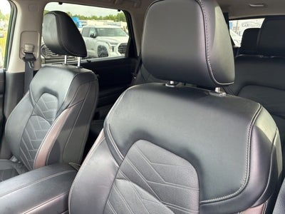 2023 Nissan Pathfinder Platinum