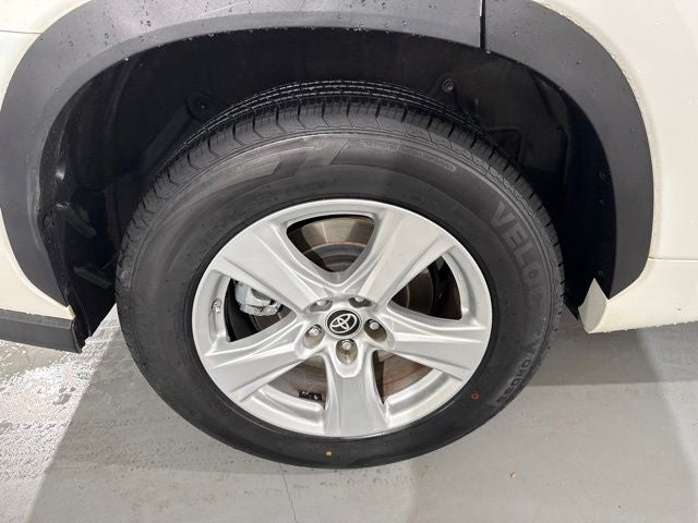2021 Toyota Highlander L
