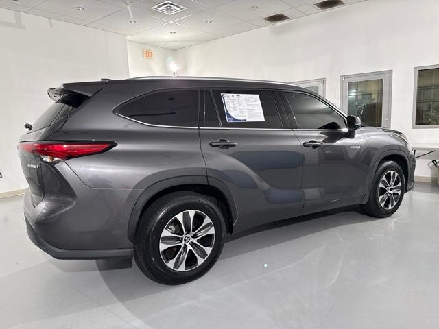 2021 Toyota Highlander Hybrid XLE