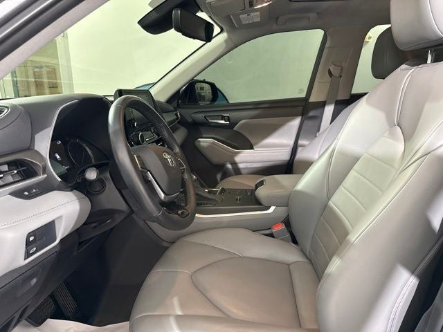 2021 Toyota Highlander Hybrid XLE