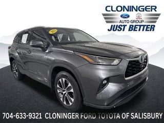 2022 Toyota Highlander Hybrid XLE