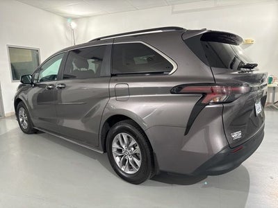 2024 Toyota Sienna XLE 7 Passenger