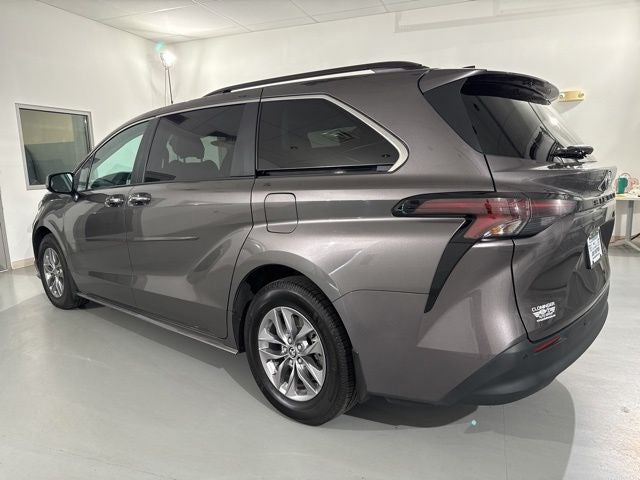 2024 Toyota Sienna XLE 7 Passenger