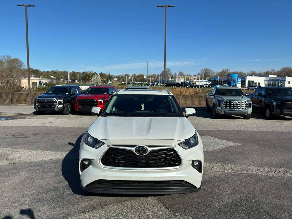 2023 Toyota Highlander XLE
