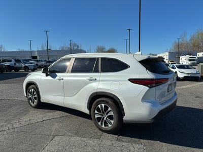 2023 Toyota Highlander XLE