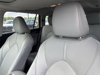 2024 Toyota Highlander Hybrid Limited