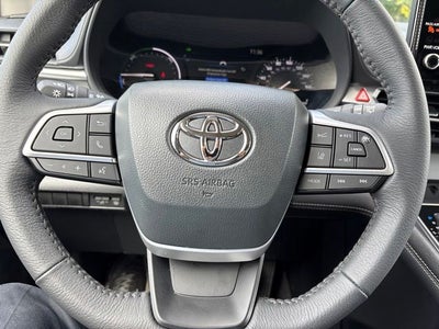 2026 Toyota Sienna XLE 8 Passenger