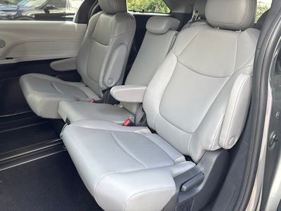 2026 Toyota Sienna XLE 8 Passenger