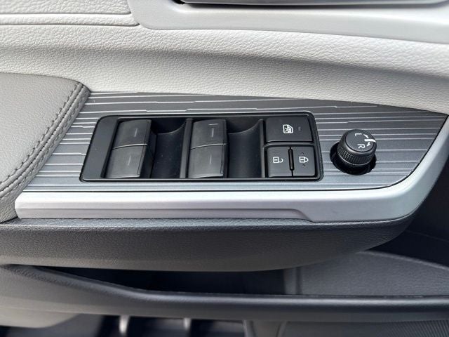 2026 Toyota Sienna XLE 8 Passenger