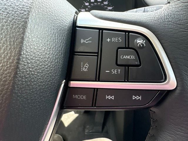 2026 Toyota Sienna XLE 8 Passenger