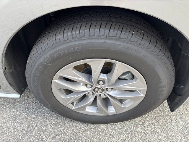 2026 Toyota Sienna XLE 8 Passenger