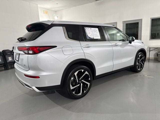 2024 Mitsubishi Outlander SE Black Edition