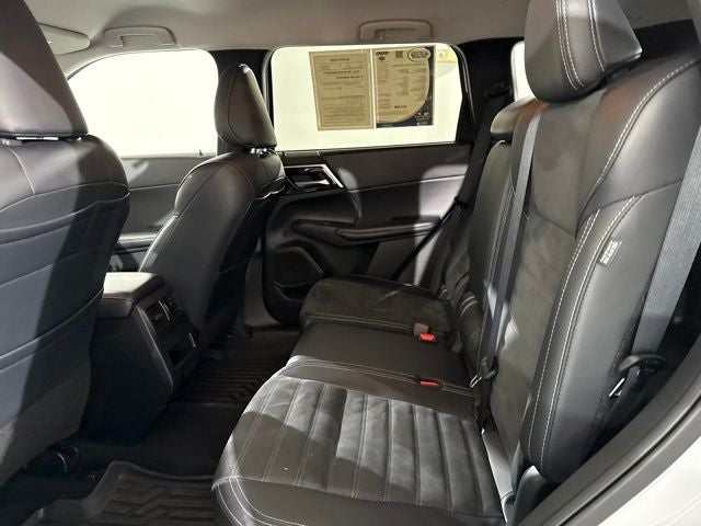 2024 Mitsubishi Outlander SE Black Edition