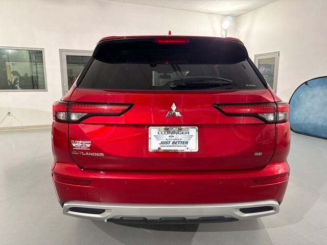 2024 Mitsubishi Outlander SE