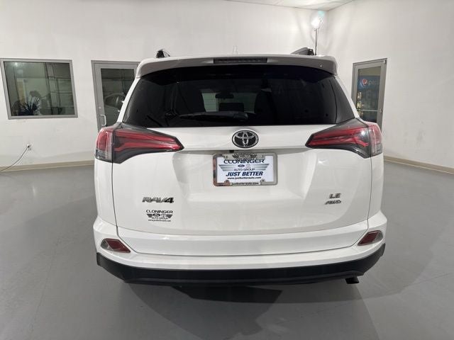 2017 Toyota RAV4 LE