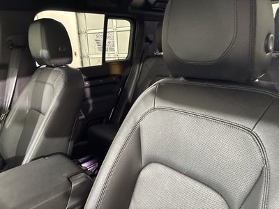 2024 Land Rover Defender 110 S