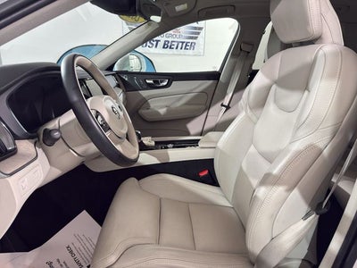 2021 Volvo XC60 T5 Inscription