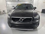 2022 Volvo XC40 Momentum