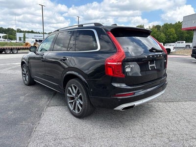 2019 Volvo XC90 T6 Momentum