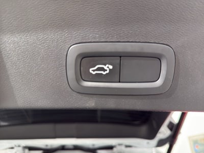 2020 Volvo XC40 Momentum