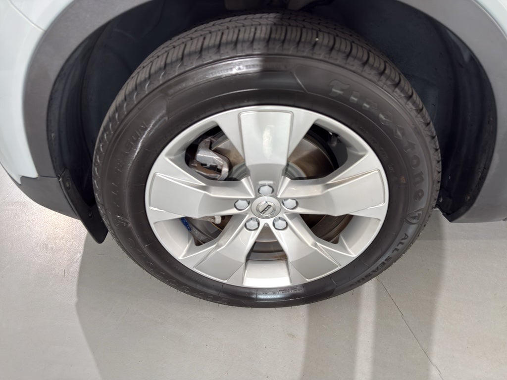 2020 Volvo XC40 Momentum