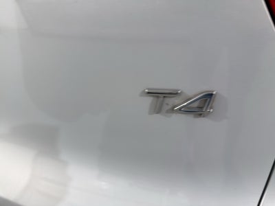 2020 Volvo XC40 Momentum