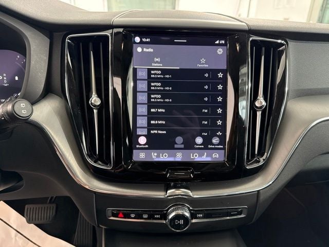 2023 Volvo XC60 B5 Core
