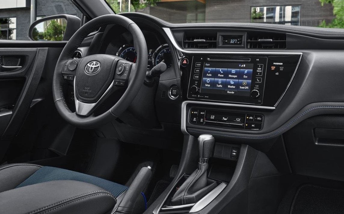 2019 Toyota Corolla interior cabin